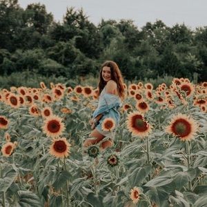 Meet your Posher, Haley